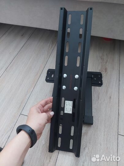 Кронштейн для телевизора поворотный