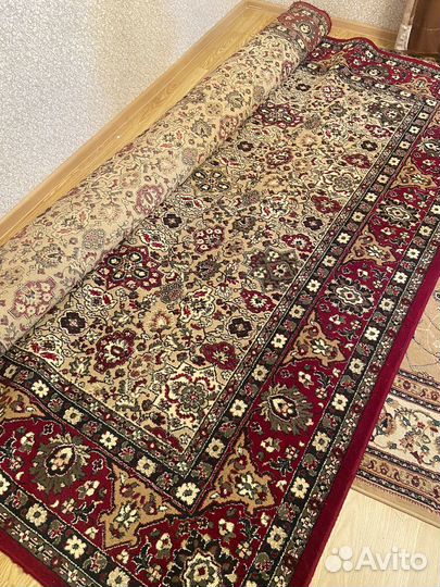 Ковер шерстяной