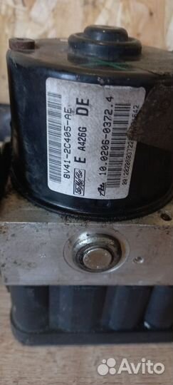 Блок ABS Ford Kuga I (2008–2012)