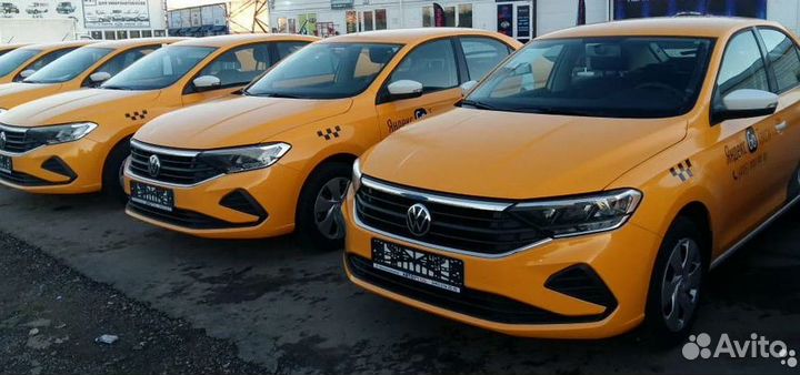 Водитель таакси на подработку (ищем женщин)