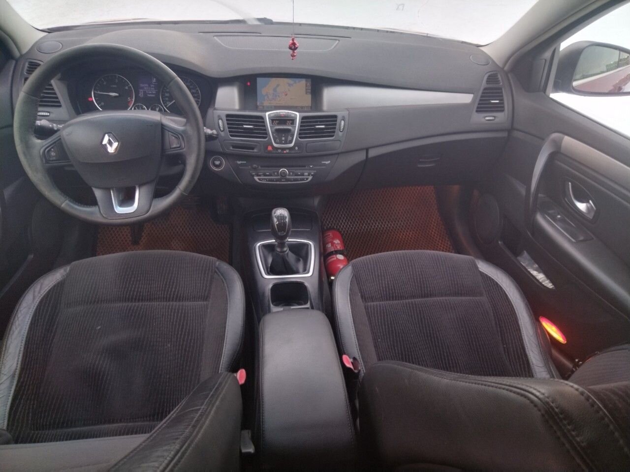 Renault Laguna: фото владельца