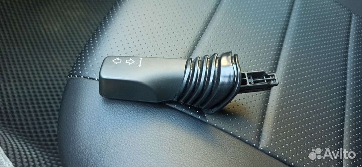 Переключатель поворотов Opel Astra H