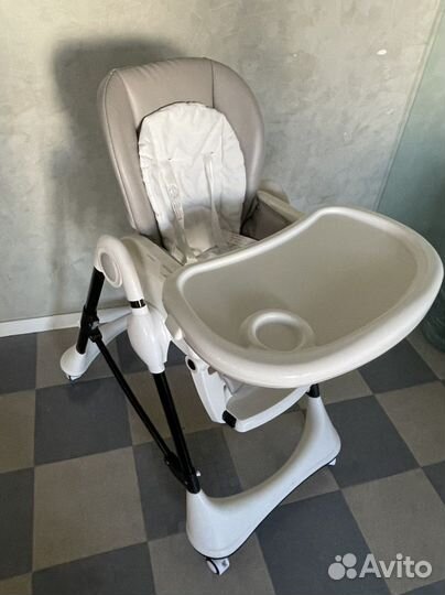 Стул для кормления Carrello