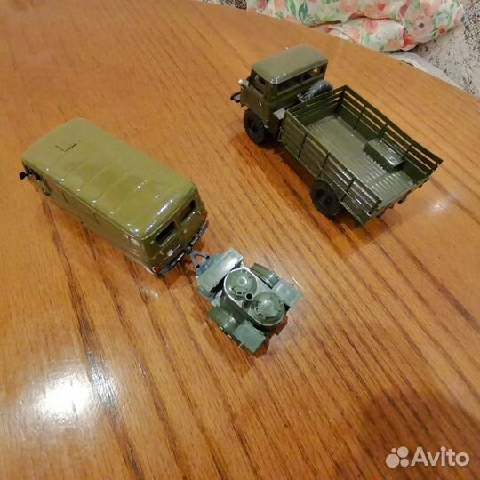 Машинки модельки СССР 1 43