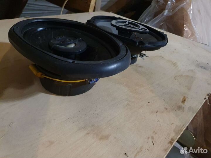 Динамики в авто 2шт