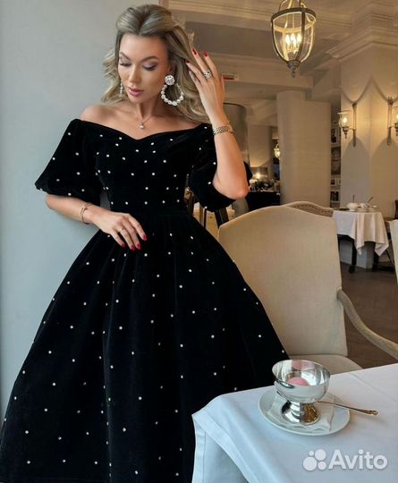 Бархатное платье