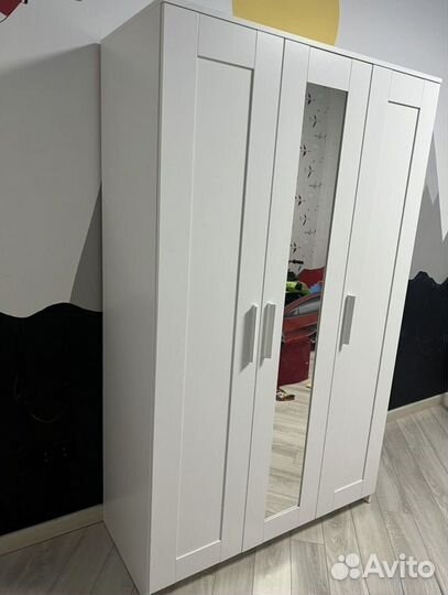 Шкаф IKEA brimnes