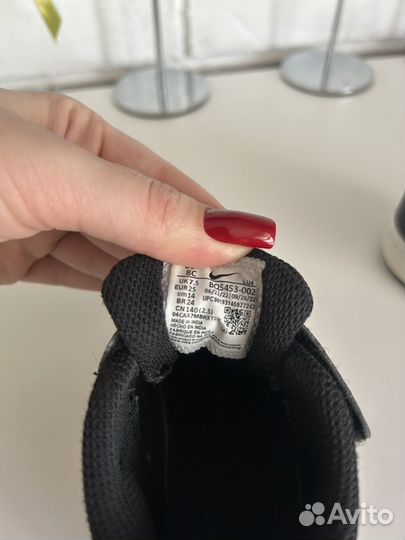 Кроссовки nike для малышей