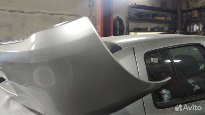 Бампер задний на Рено Клио