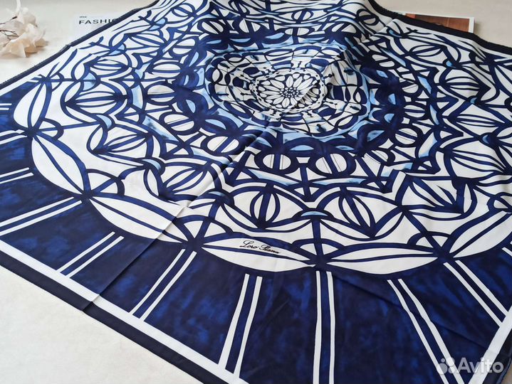 Платок Шелковый Loro Piano яркий новый