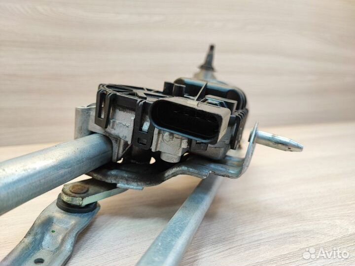 Трапеция стеклоочистителей Volkswagen Polo