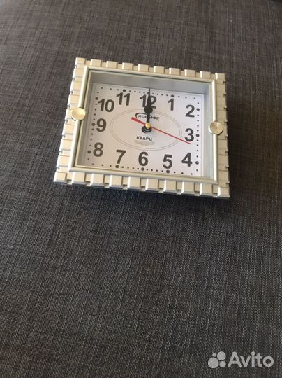 Часы настенные Космос