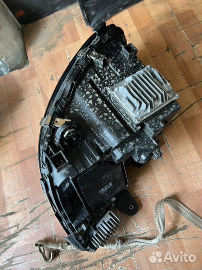 Передняя фара Mercedes C-Class W205