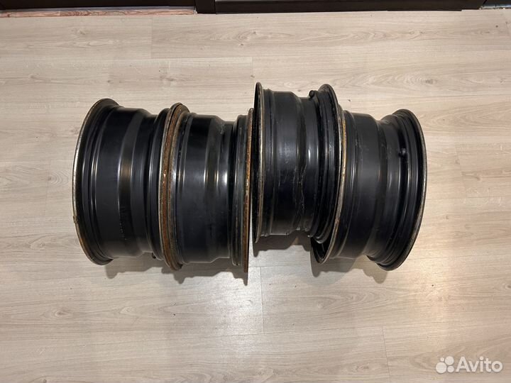 Штампованные диски R16