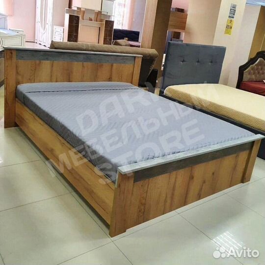 Кровать двуспальная