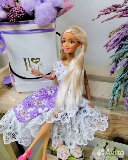 Платье для Барби с вставками из кружев
