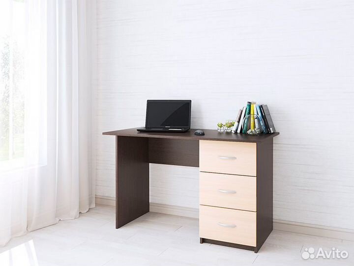 Стол письменный 