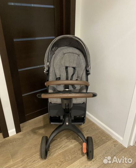 Stokke v6 прогулочная коляска