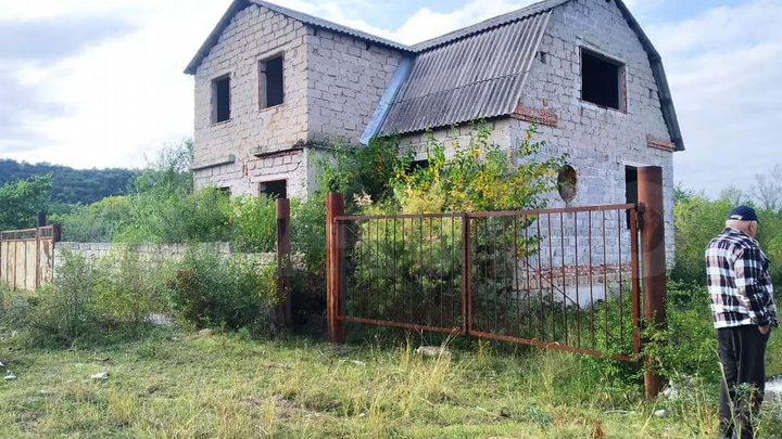 Дом 450 м² на участке 9 сот.