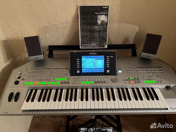 Рабочая станция Yamaha tyros 2 с 60в клавиш комбом