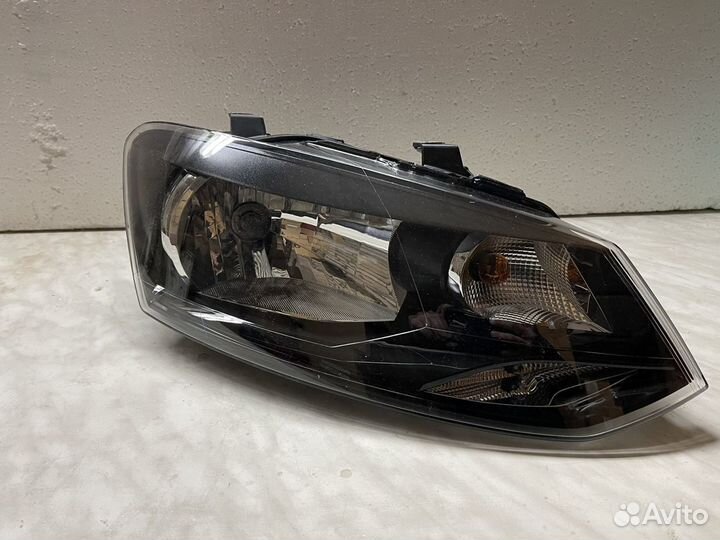 Фара правая/левая Volkswagen Polo / Фольксваген П