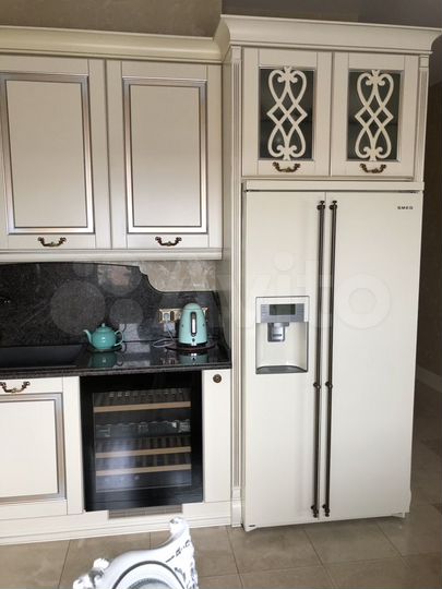 4-к. квартира, 200 м², 7/7 эт.