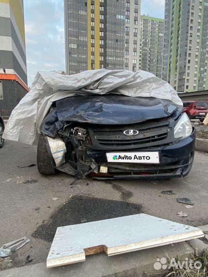 LADA Granta 1.6 МТ, 2013, битый, 139 000 км