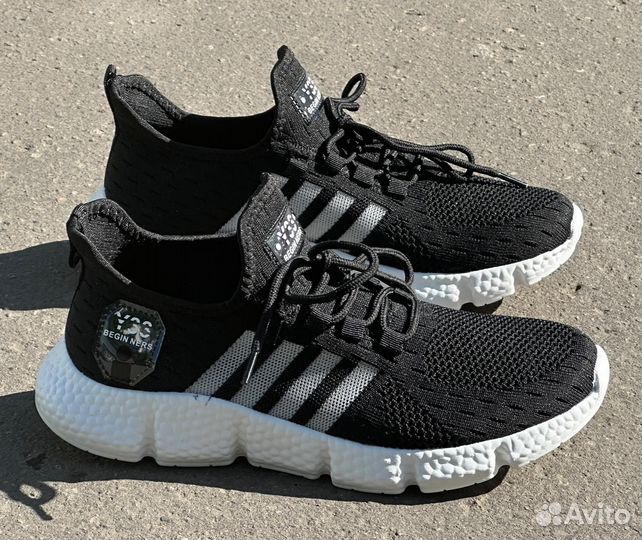 Кроссовки Adidas