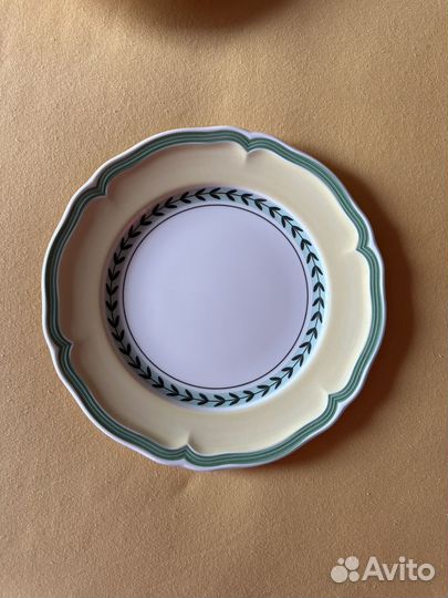 Блюдо фарфор