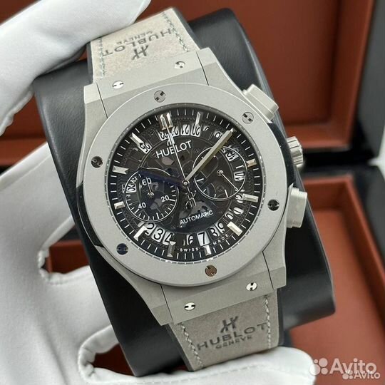 Топовые мужские часы кварцевые Skeleton