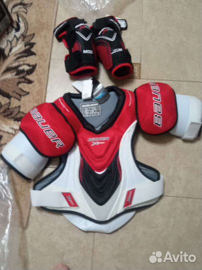 Клюшка хоккейная