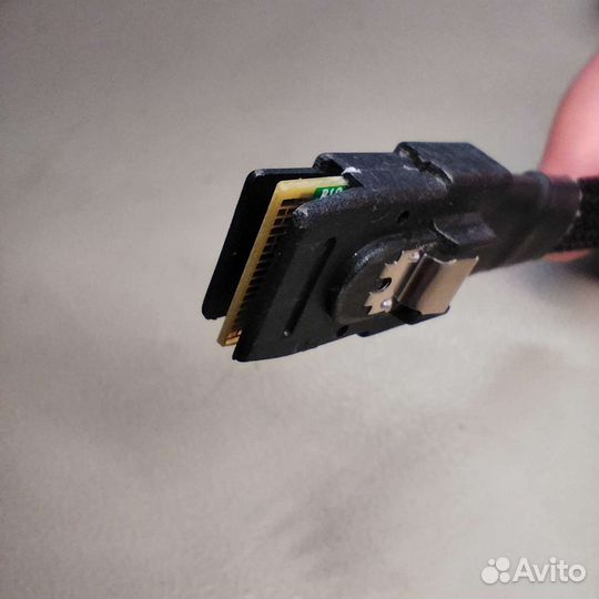 Internal mini SAS HD to 4 SATA