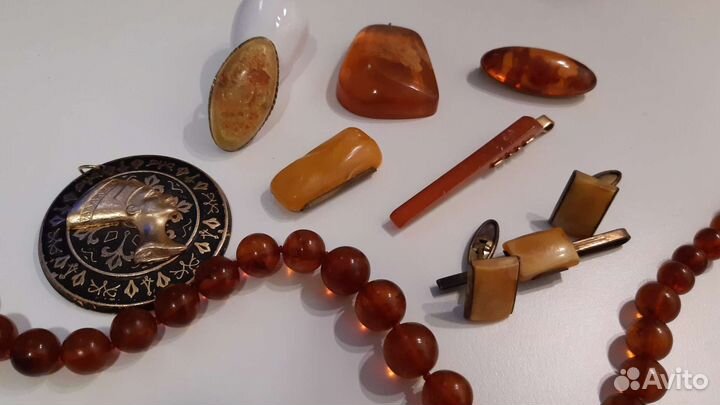 Предметы СССР, плавленый и искусств. янтарь и др