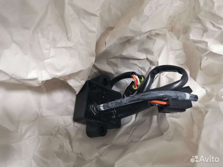 Модуль управления пневмоподвеской 515177234