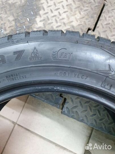 Nokian Tyres Hakkapeliitta 7 225/55 R17 97