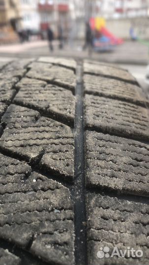 Bridgestone Blizzak DM-V1 24.5/4.5 R18