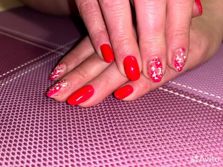 Педикюр с покрытием гель-лаком