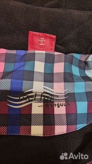 Куртка на девочку 152