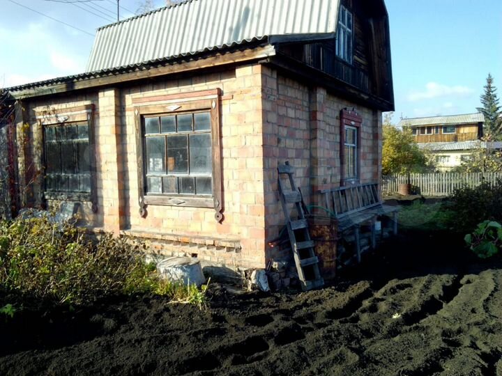 Дача 30 м² на участке 6 сот.