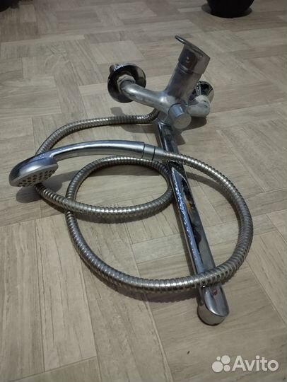 Смеситель для ванны с душем бу