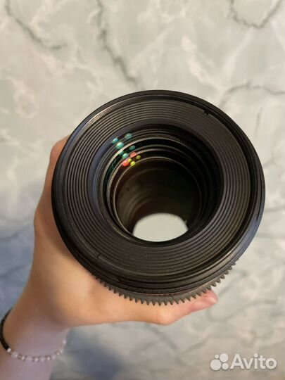 Объектив Canon 100mm macro lens ef 1:2.8 L IS USM