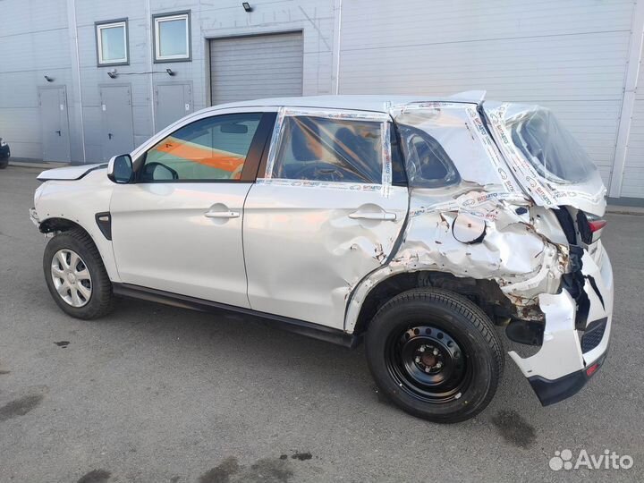 Mitsubishi ASX 1.6 МТ, 2021, битый, 9 023 км