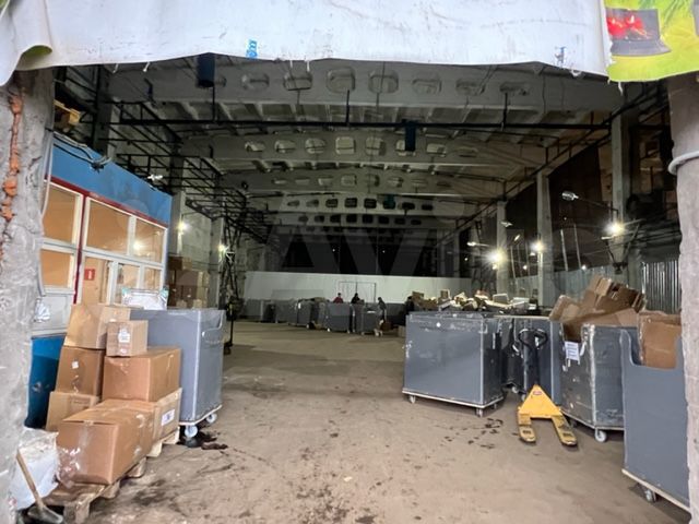 Склад, 860 м²
