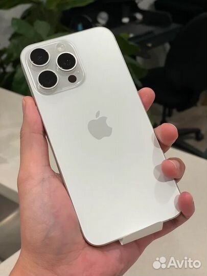 iPhone 15 Pro Max, 256 ГБ