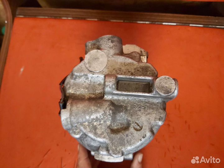 Компрессор кондиционера Mercedes A0012301711