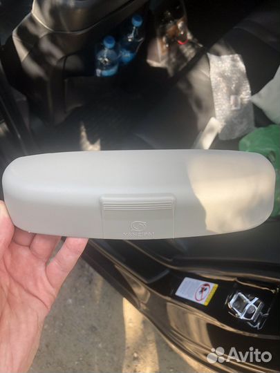 Футляр для очков в авто