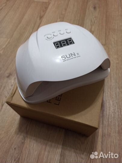 Лампа для ногтей новая