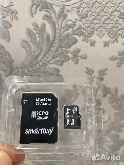8 гб Карта памяти Smartbuy