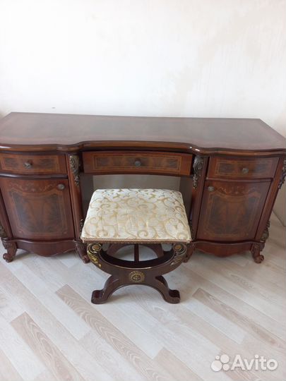 Туалетный столик бу