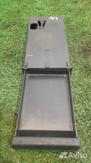 Бардачок Audi A3 8P 1.6 BSE (102 Л.С.) 2006